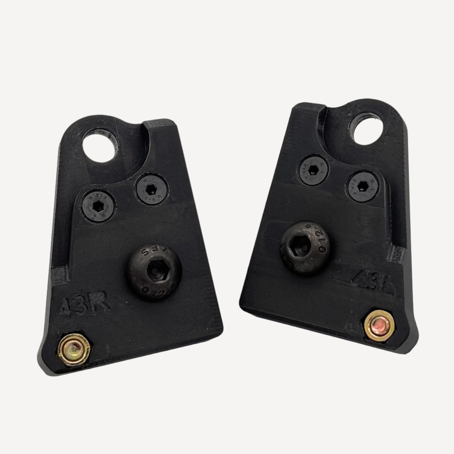 Porsche 992.1 LWB seat riser brackets (CFRP)